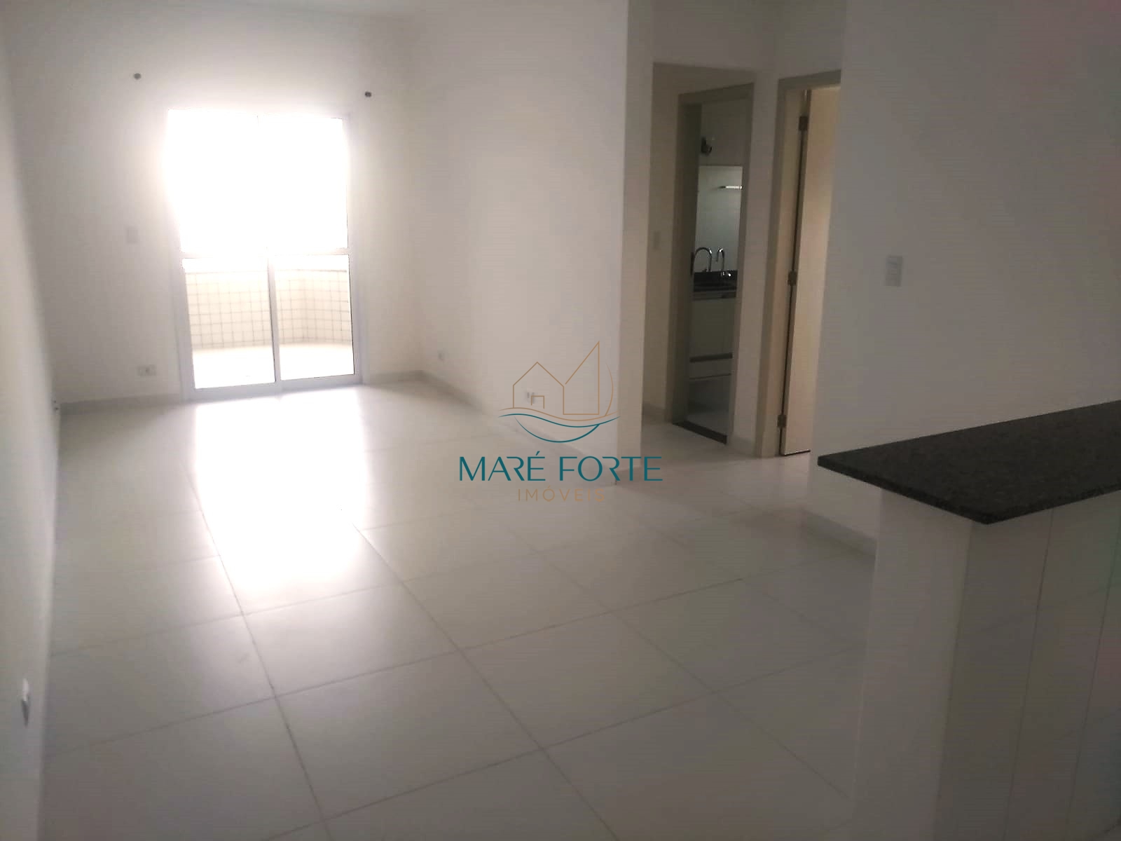 Apartamento à venda com 2 quartos, 72m² - Foto 3