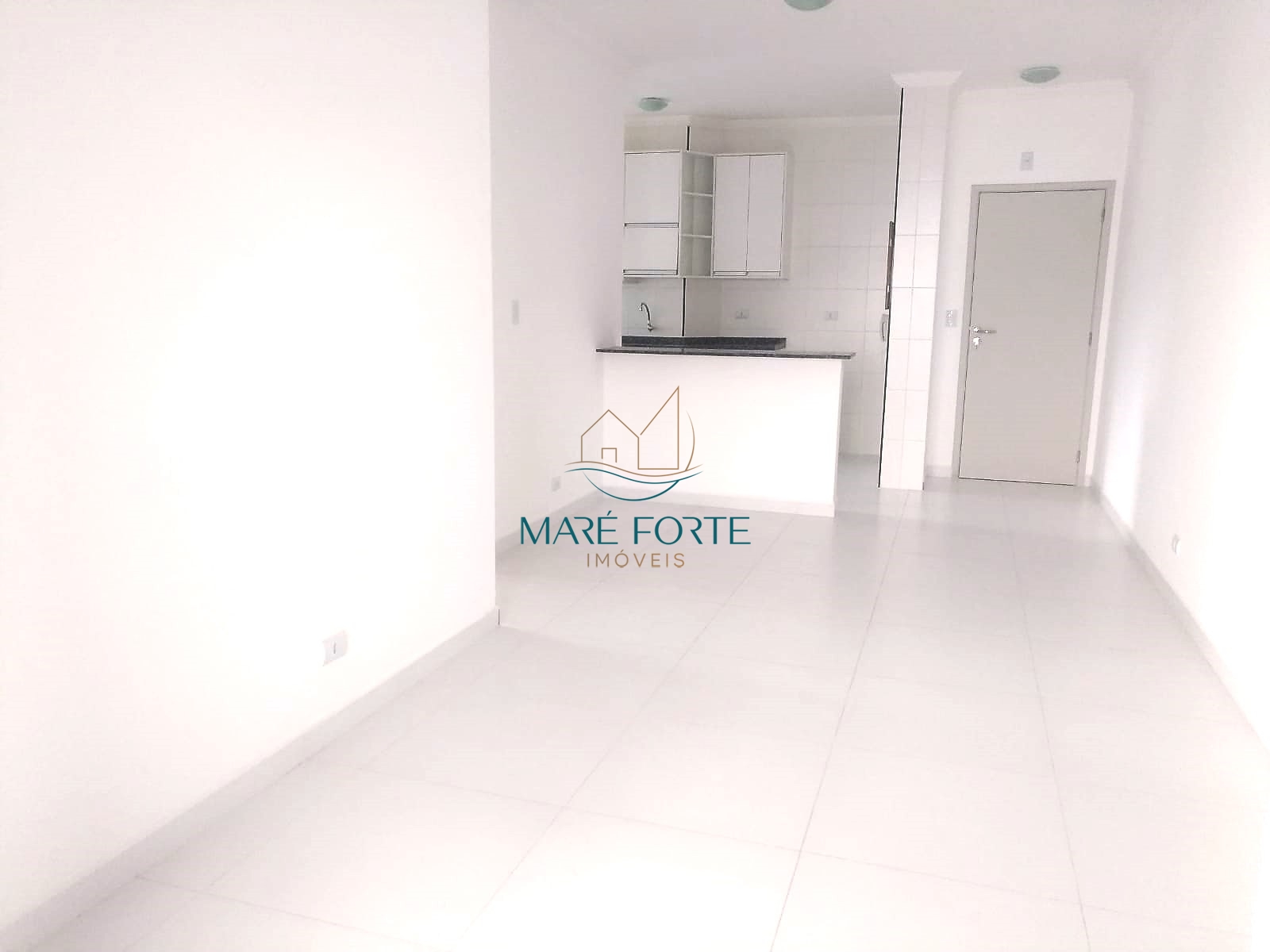 Apartamento à venda com 2 quartos, 72m² - Foto 1