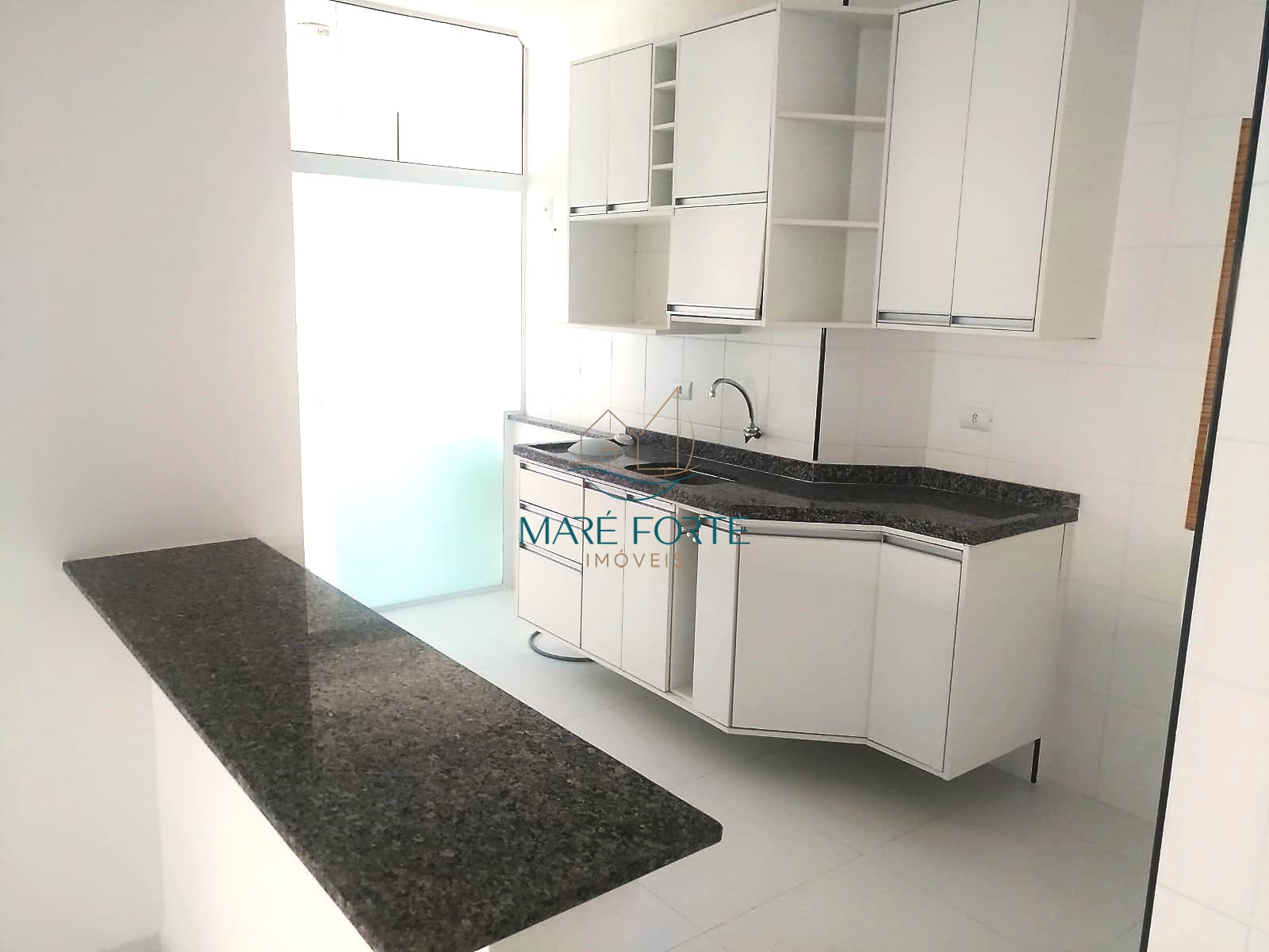 Apartamento à venda com 2 quartos, 72m² - Foto 6