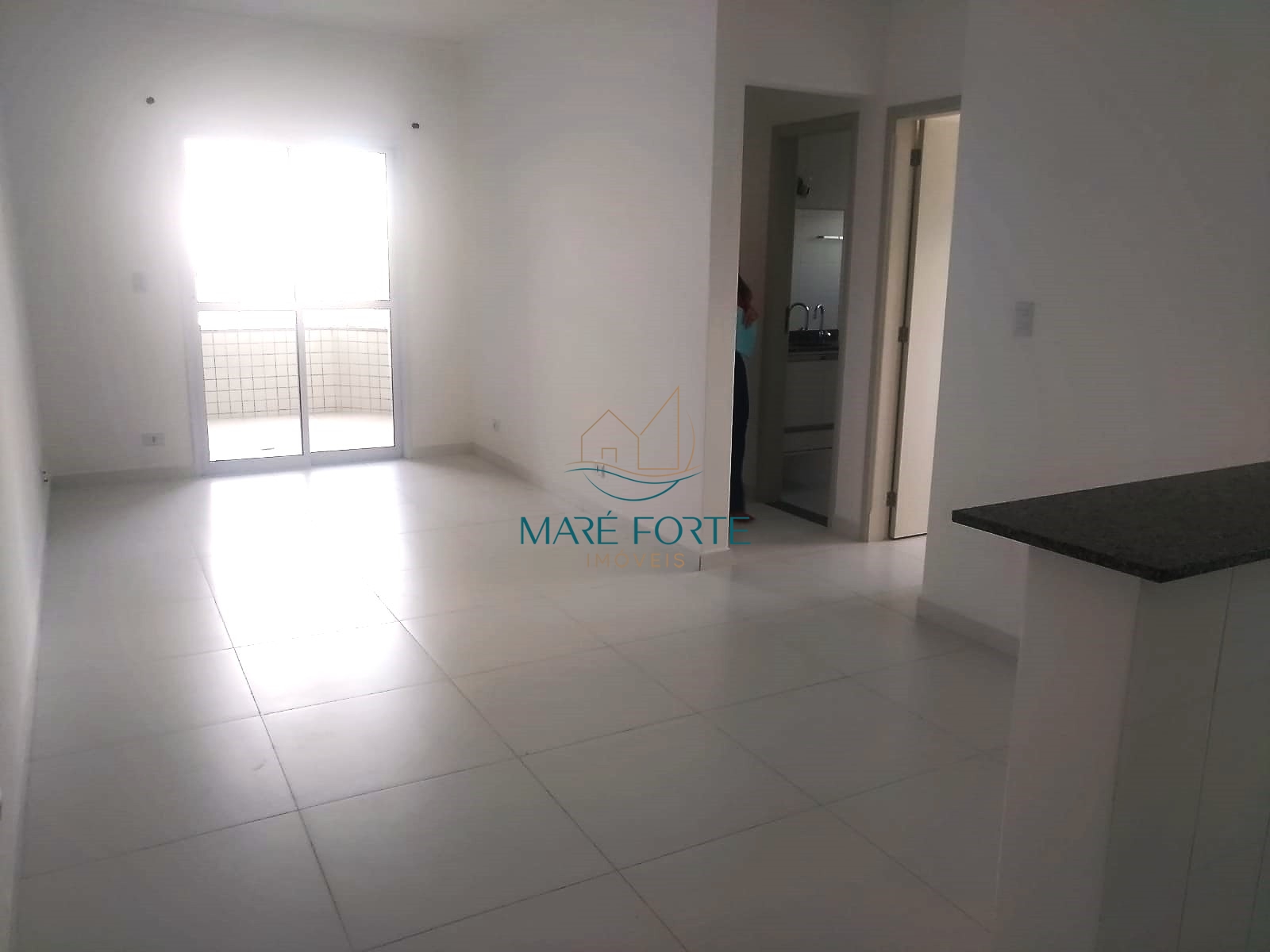 Apartamento à venda com 2 quartos, 72m² - Foto 4