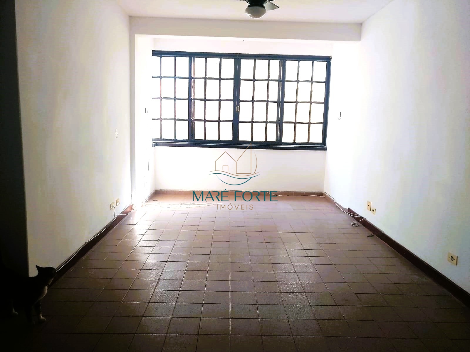 Apartamento à venda com 2 quartos, 89m² - Foto 2