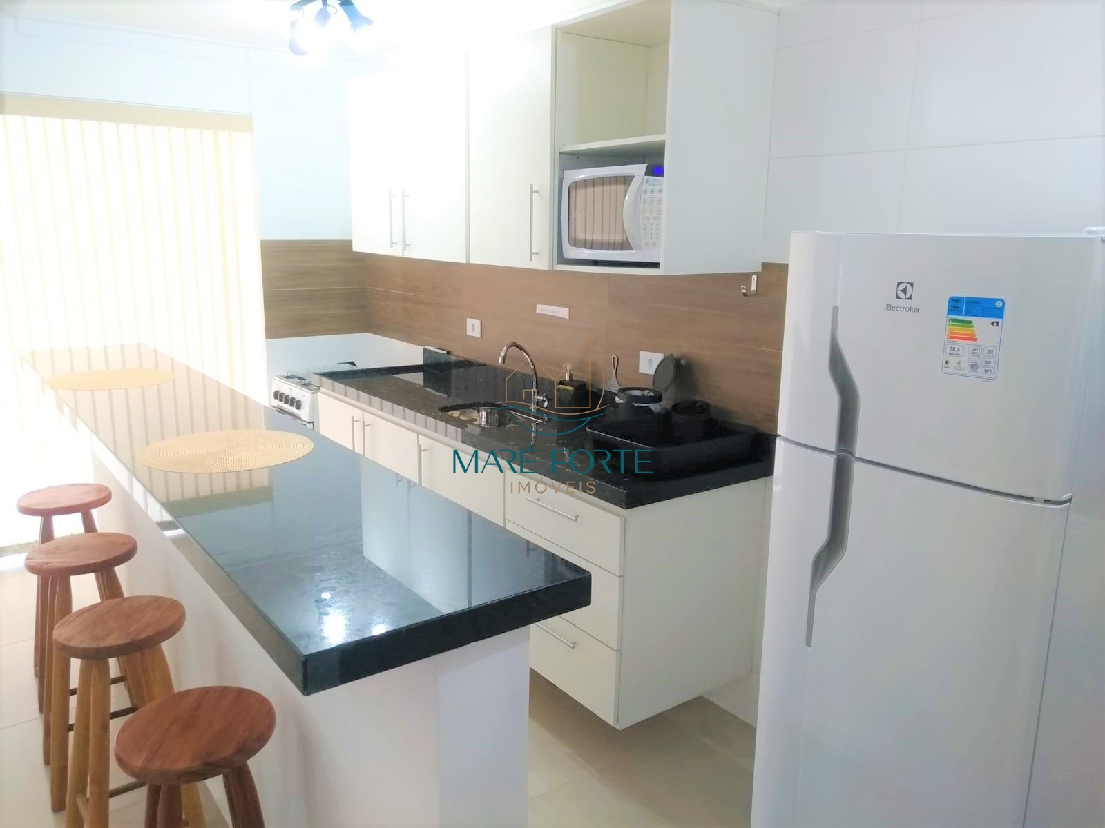 Apartamento à venda com 2 quartos, 65m² - Foto 10