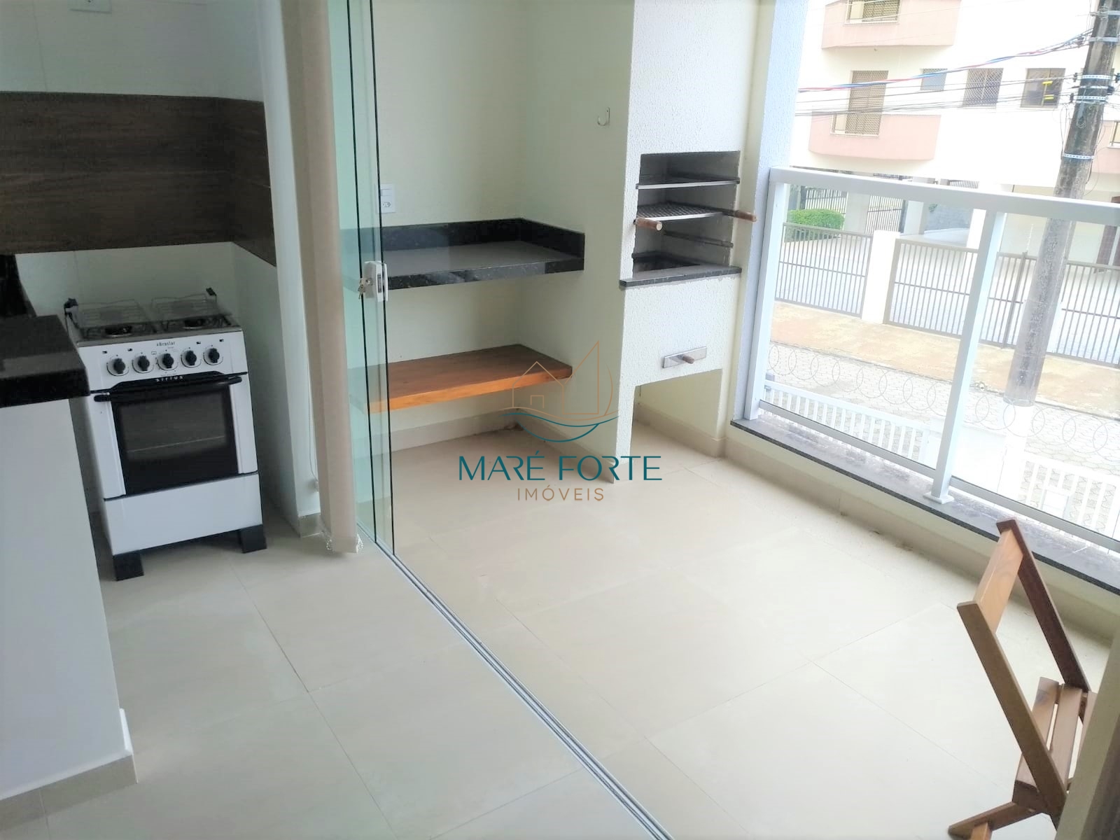 Apartamento à venda com 2 quartos, 65m² - Foto 10