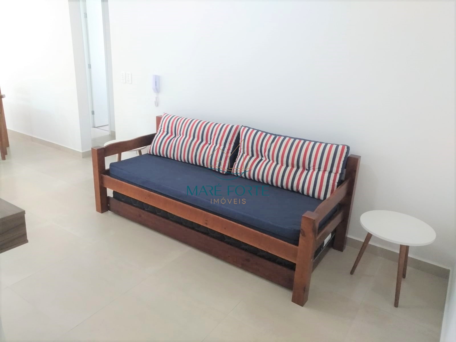 Apartamento à venda com 2 quartos, 65m² - Foto 3