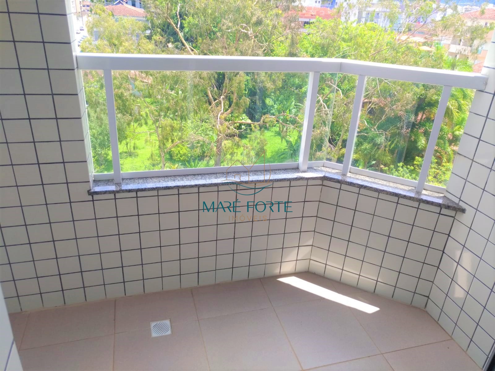 Cobertura à venda com 3 quartos, 130m² - Foto 4