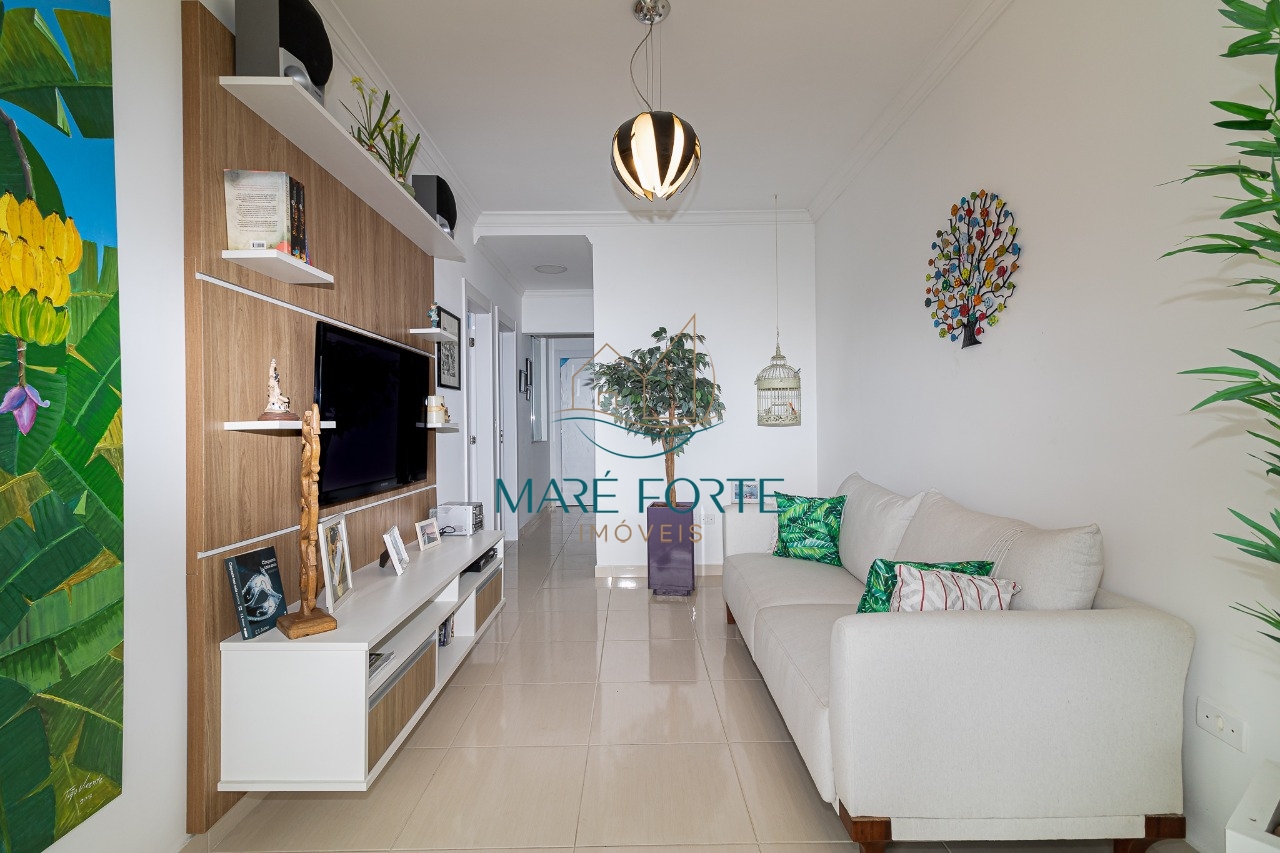 Apartamento à venda com 2 quartos, 70m² - Foto 1