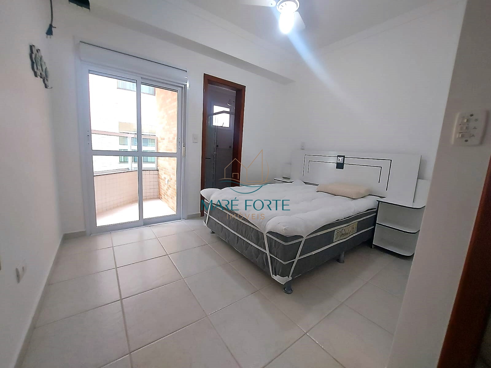 Apartamento à venda com 3 quartos, 105m² - Foto 8