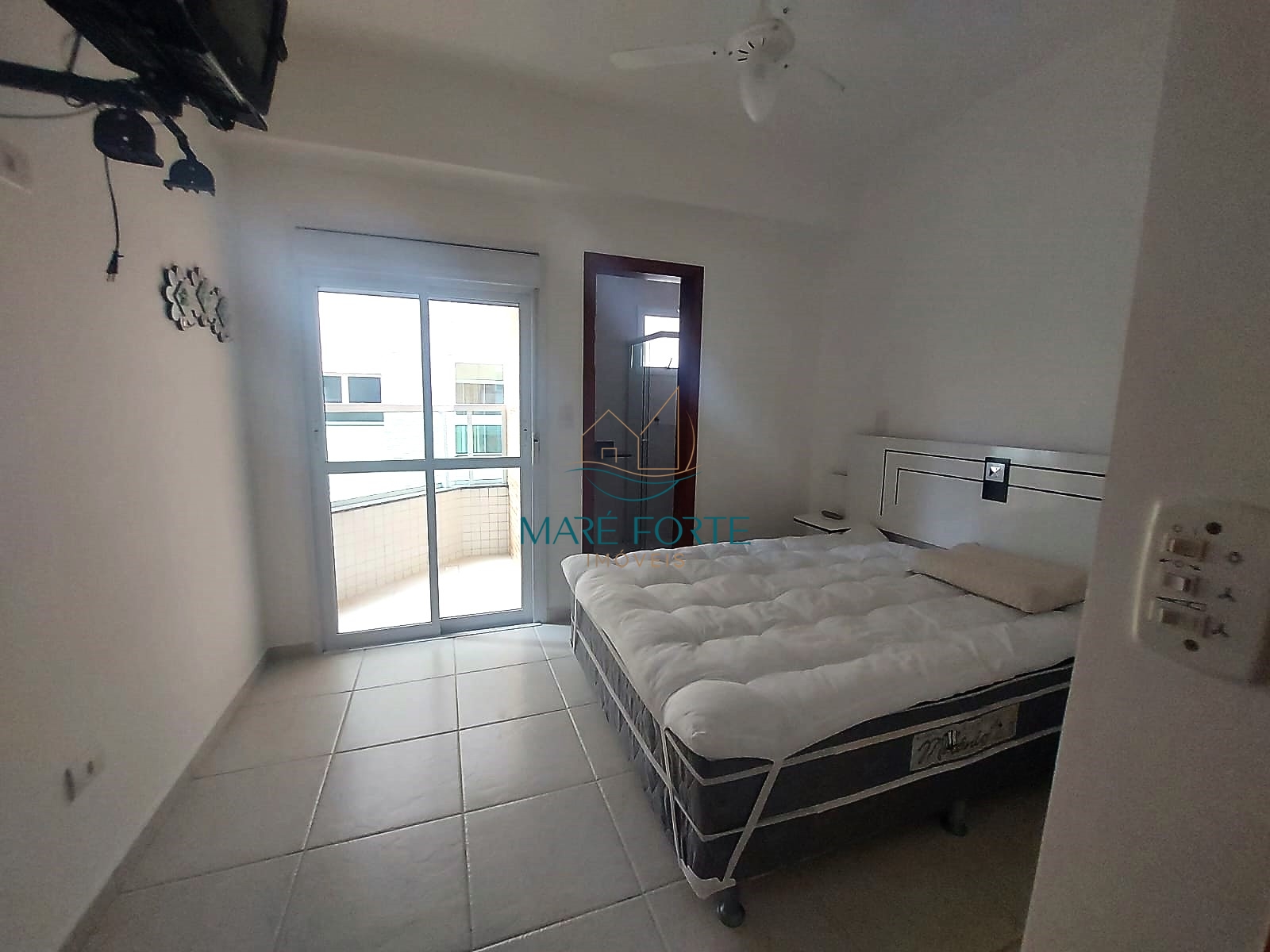 Apartamento à venda com 3 quartos, 105m² - Foto 9