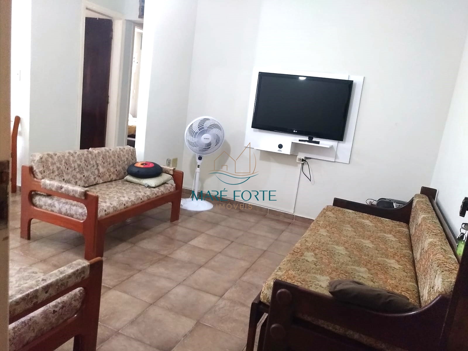 Apartamento à venda com 2 quartos, 68m² - Foto 2