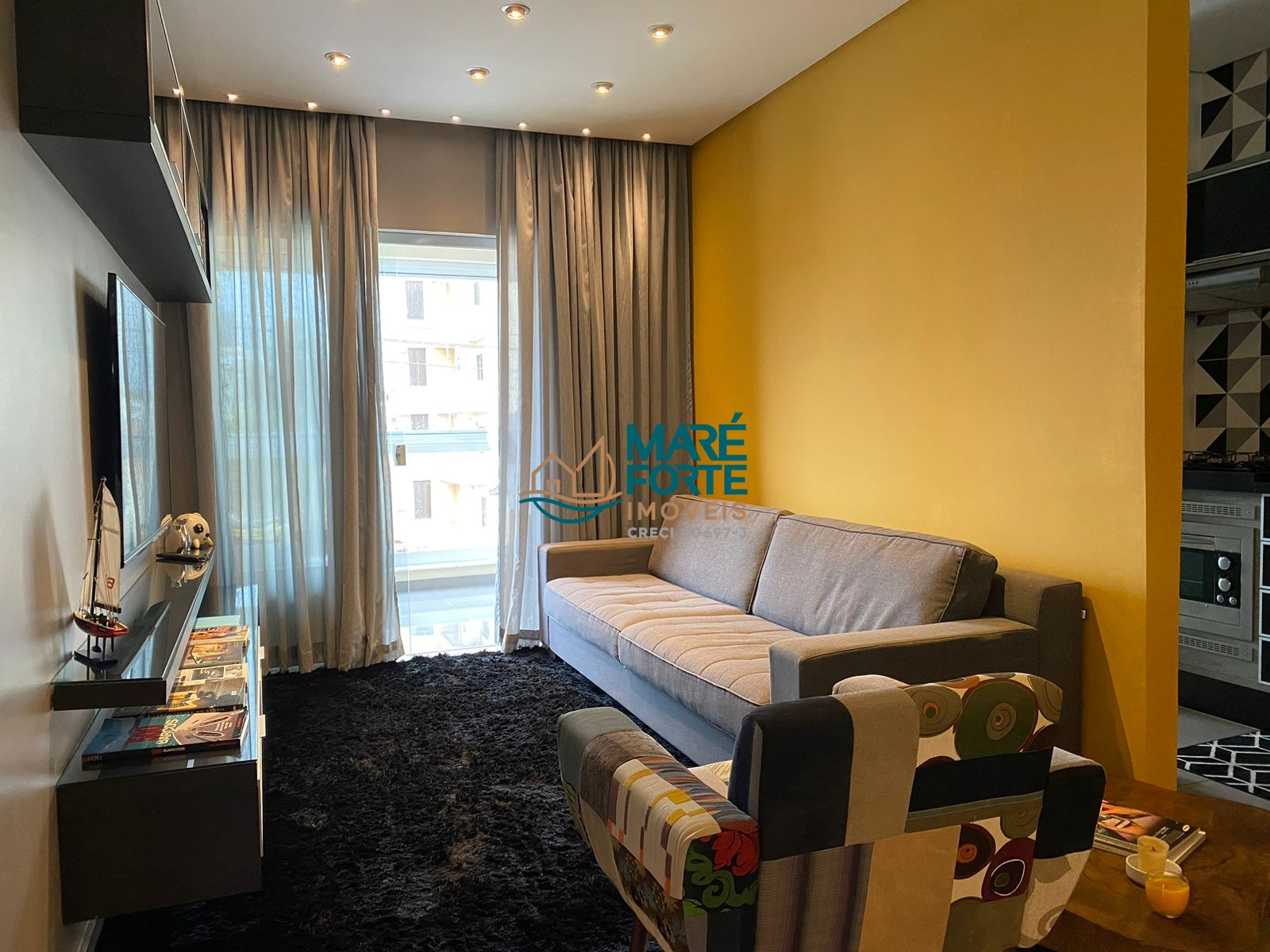 Apartamento à venda com 2 quartos, 60m² - Foto 2