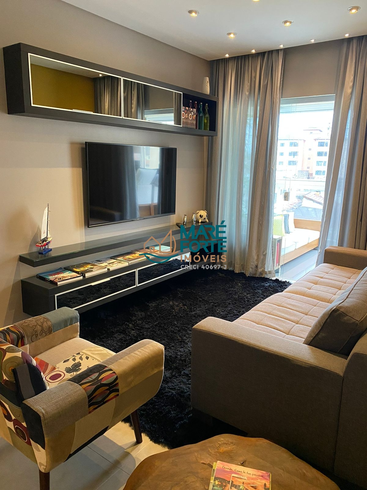 Apartamento à venda com 2 quartos, 60m² - Foto 13