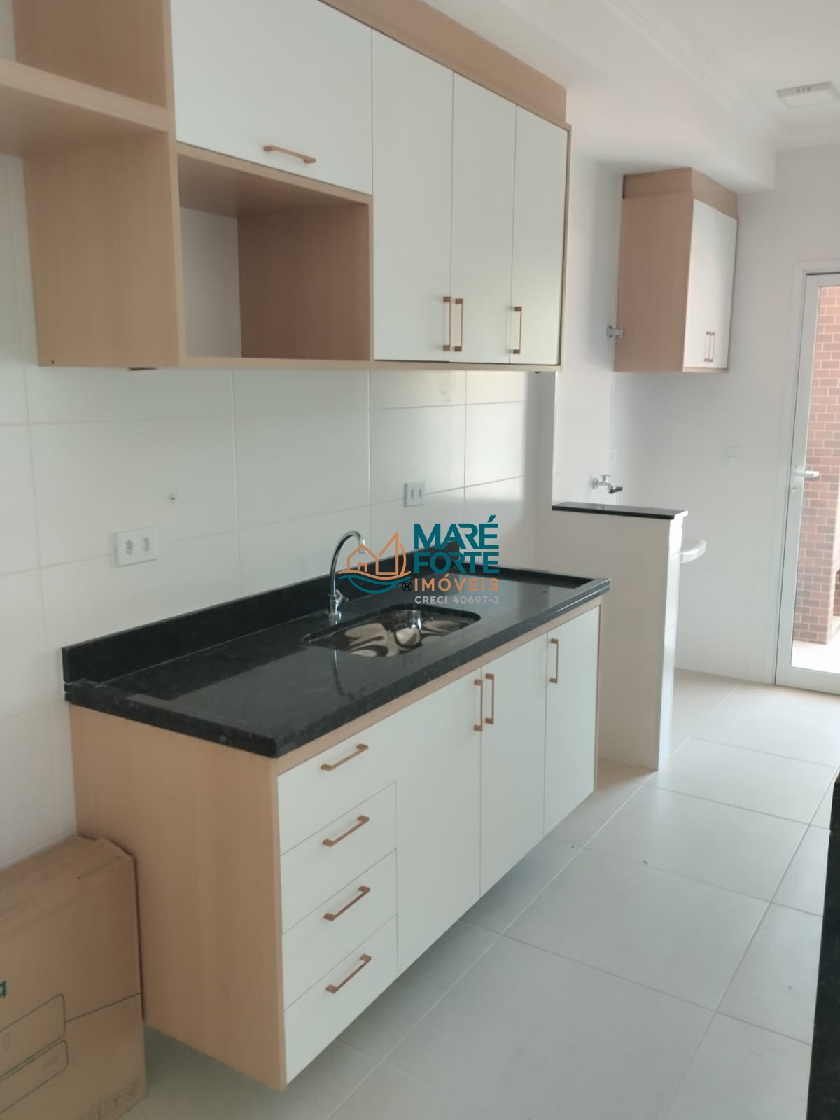 Apartamento à venda com 3 quartos, 89m² - Foto 2