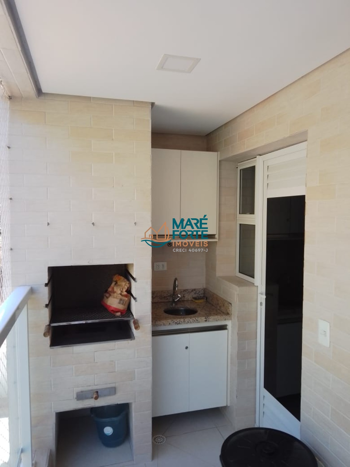 Apartamento à venda com 2 quartos, 64m² - Foto 42