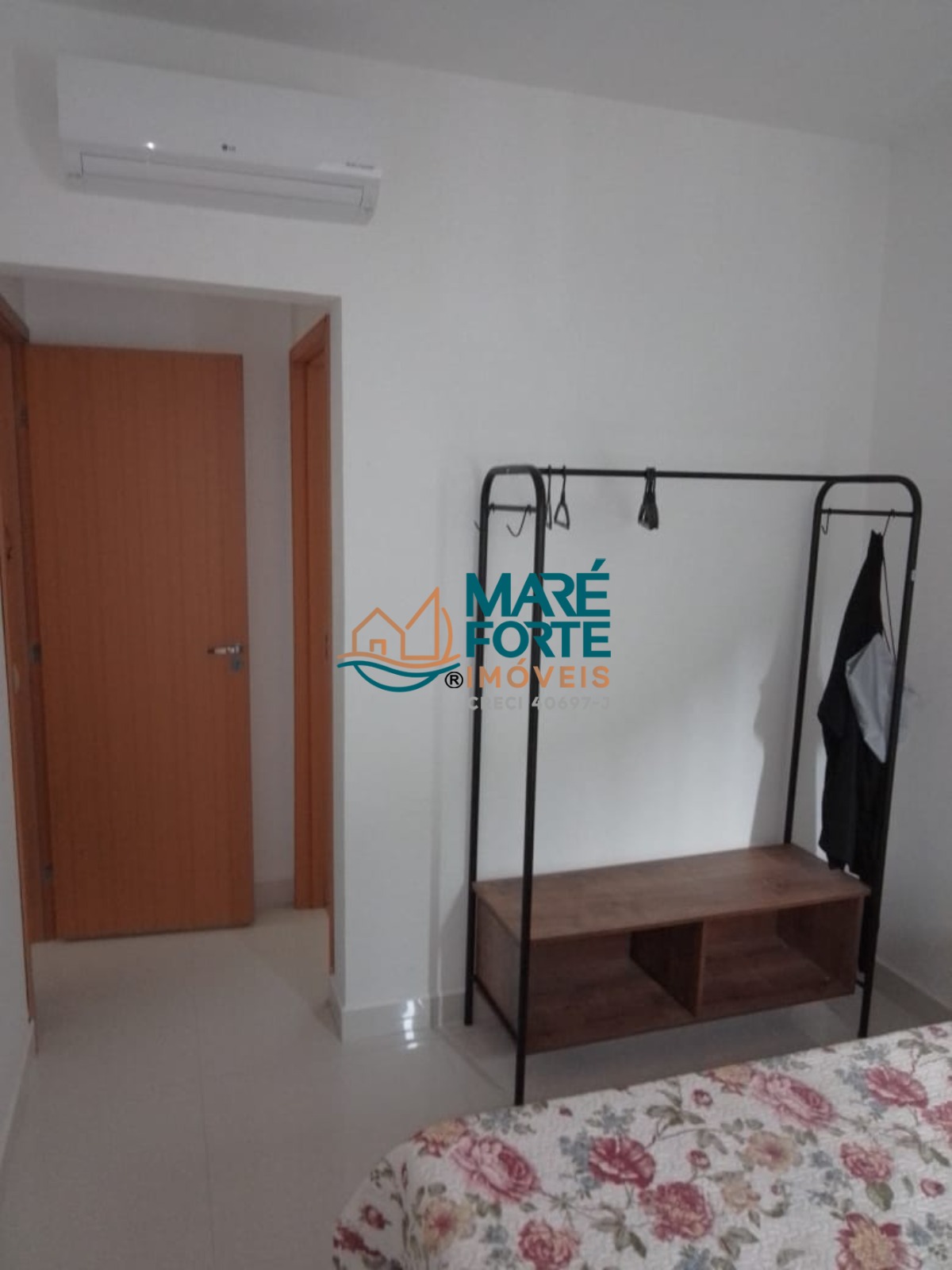 Apartamento à venda com 2 quartos, 68m² - Foto 25