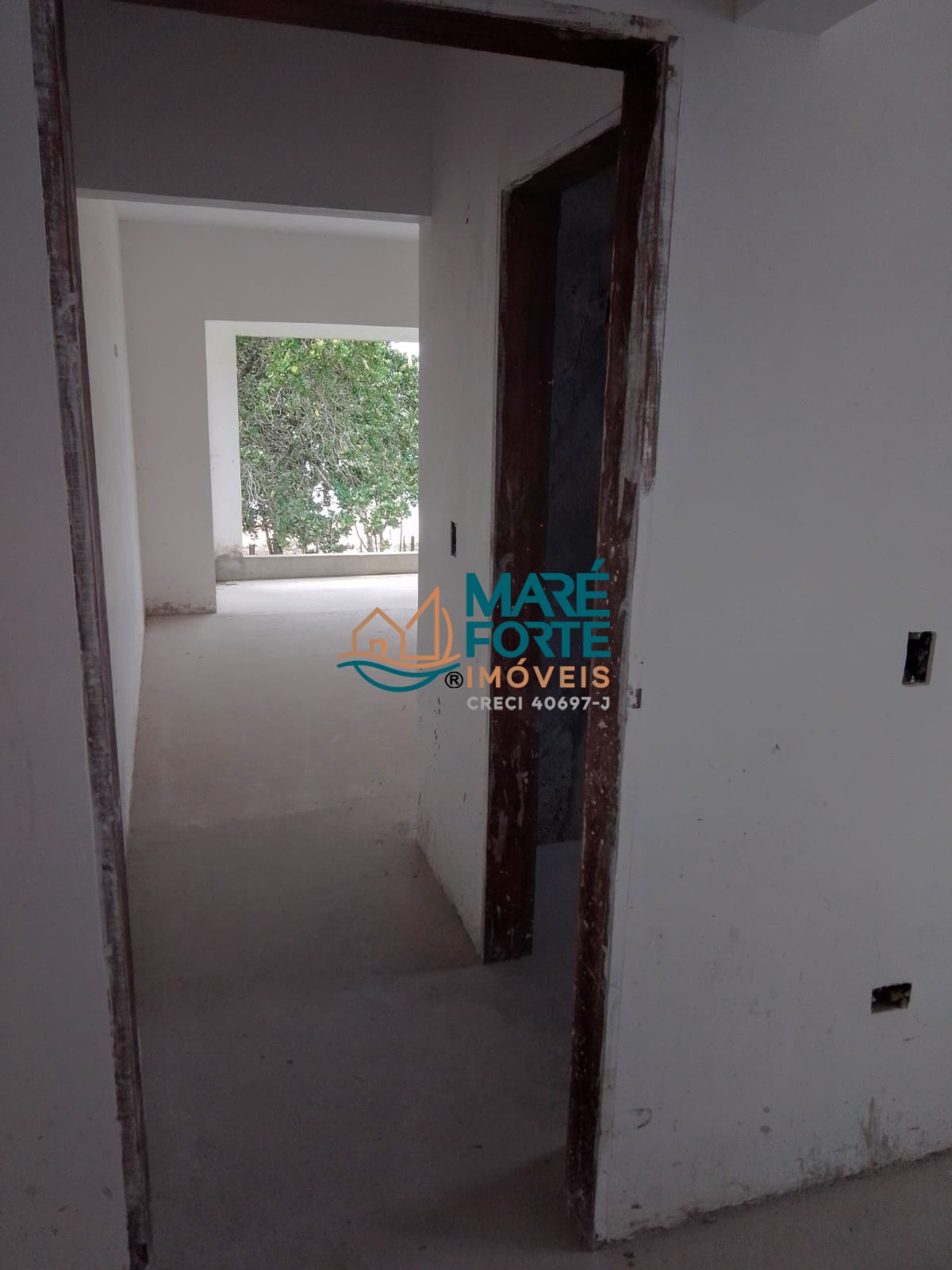 Sobrado à venda com 4 quartos, 300m² - Foto 17