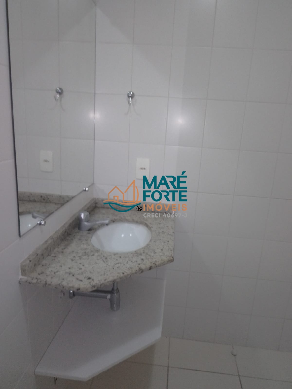 Apartamento à venda com 2 quartos, 80m² - Foto 21