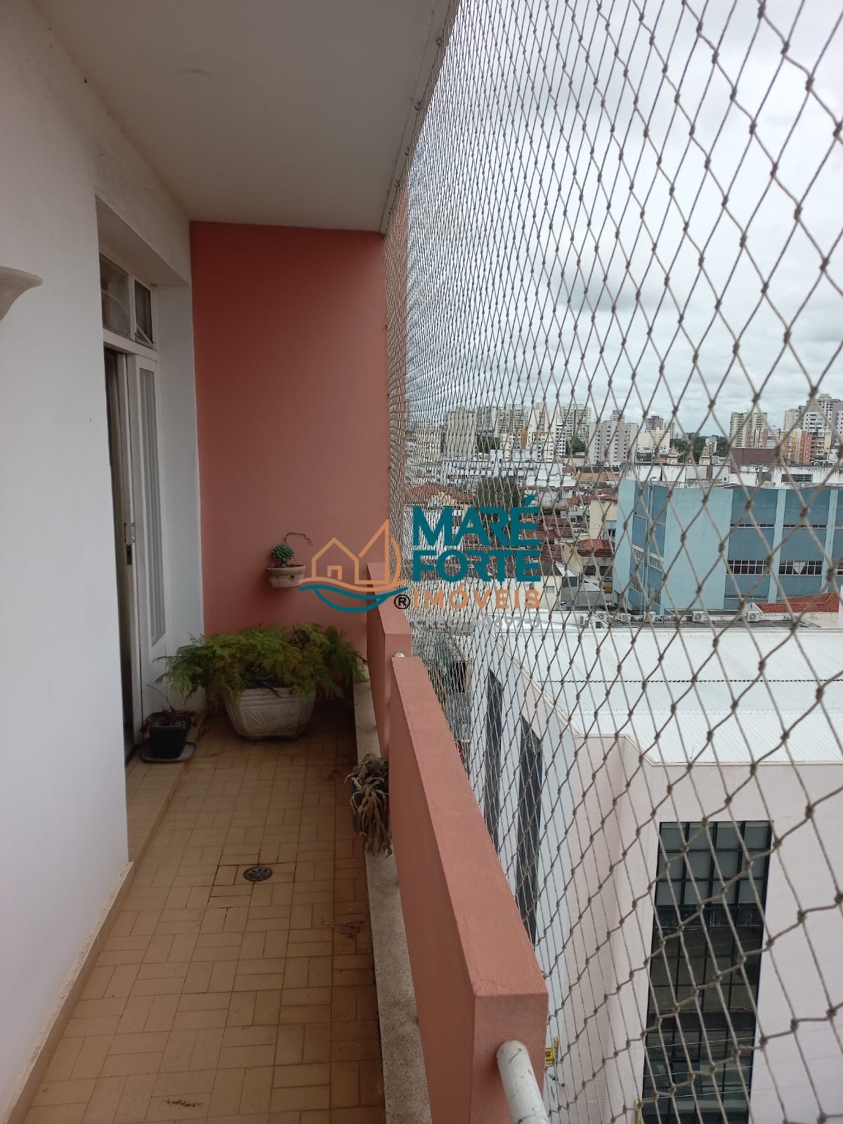 Apartamento à venda com 3 quartos, 124m² - Foto 3