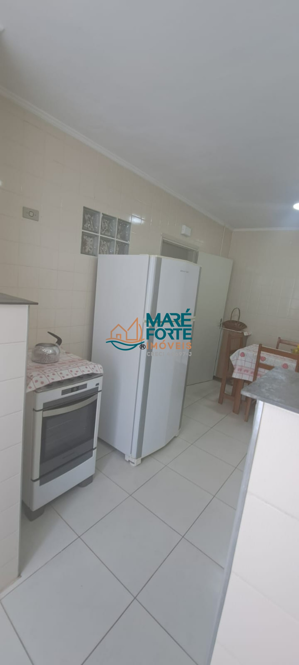 Apartamento à venda com 2 quartos, 70m² - Foto 7