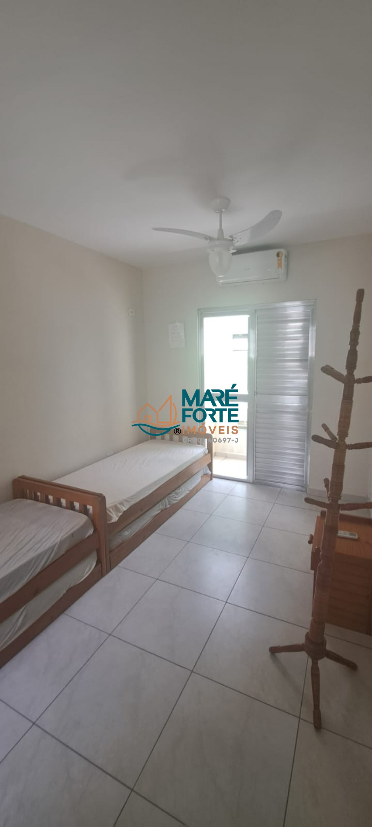 Apartamento à venda com 2 quartos, 70m² - Foto 12