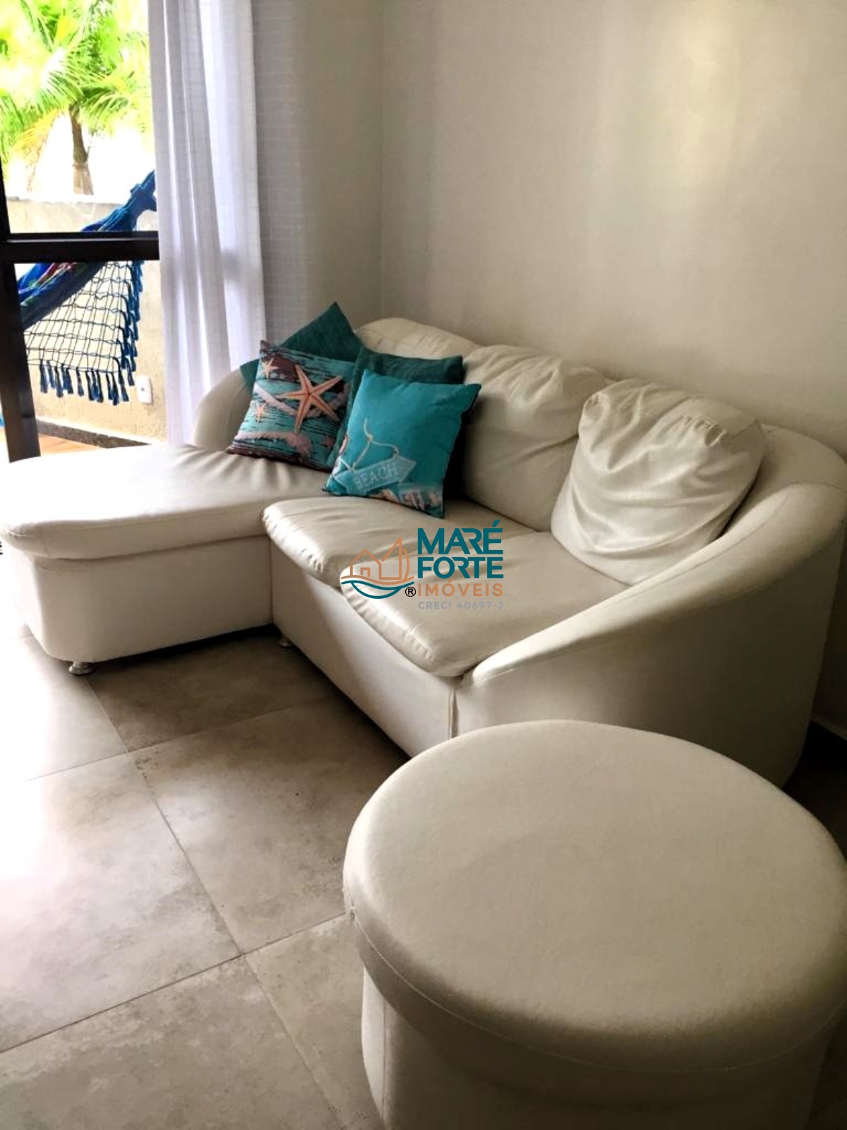 Apartamento à venda com 2 quartos, 79m² - Foto 2