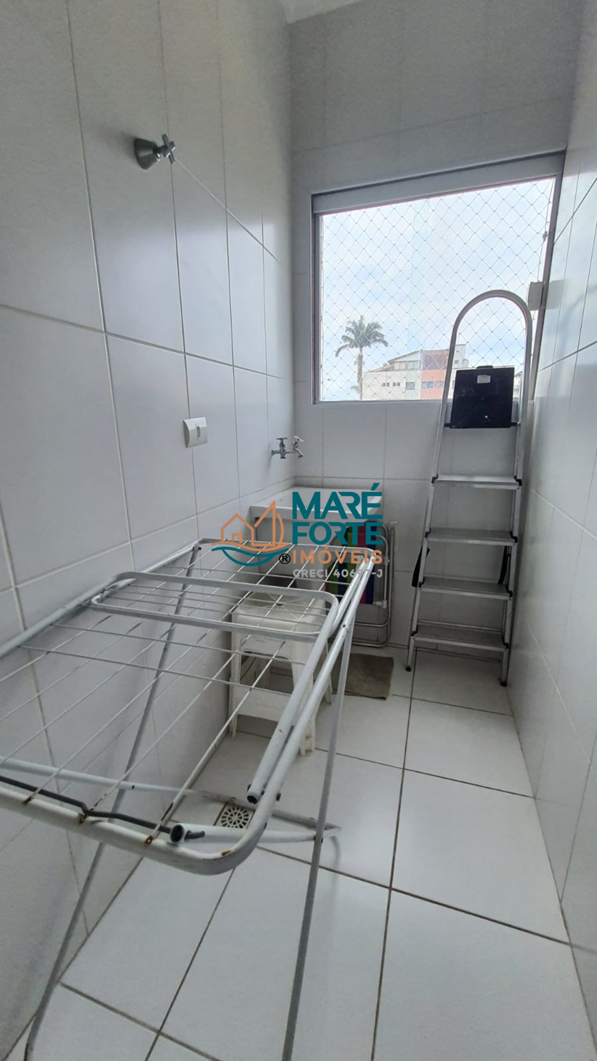 Apartamento à venda com 3 quartos, 75m² - Foto 12