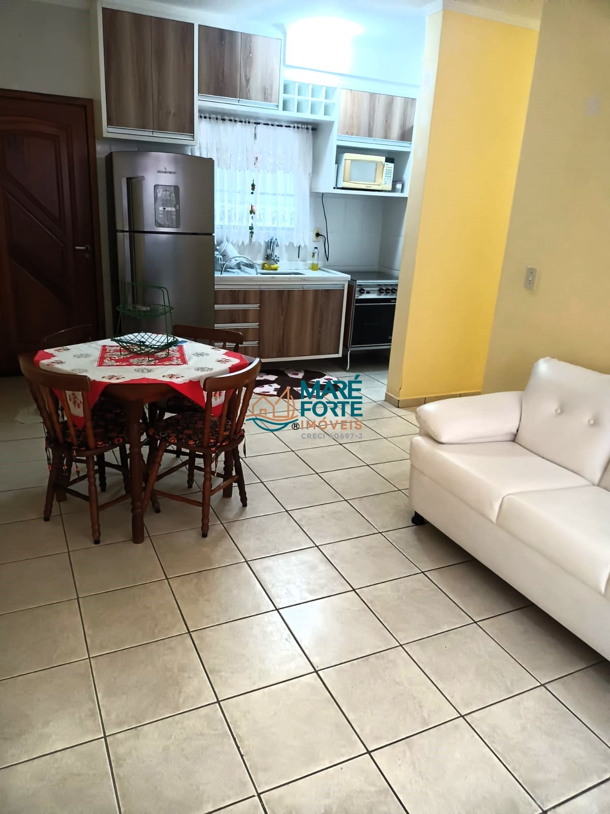 Apartamento à venda com 2 quartos, 60m² - Foto 2