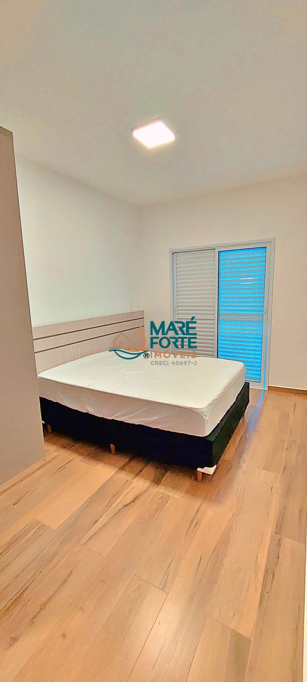 Apartamento à venda com 2 quartos, 70m² - Foto 33