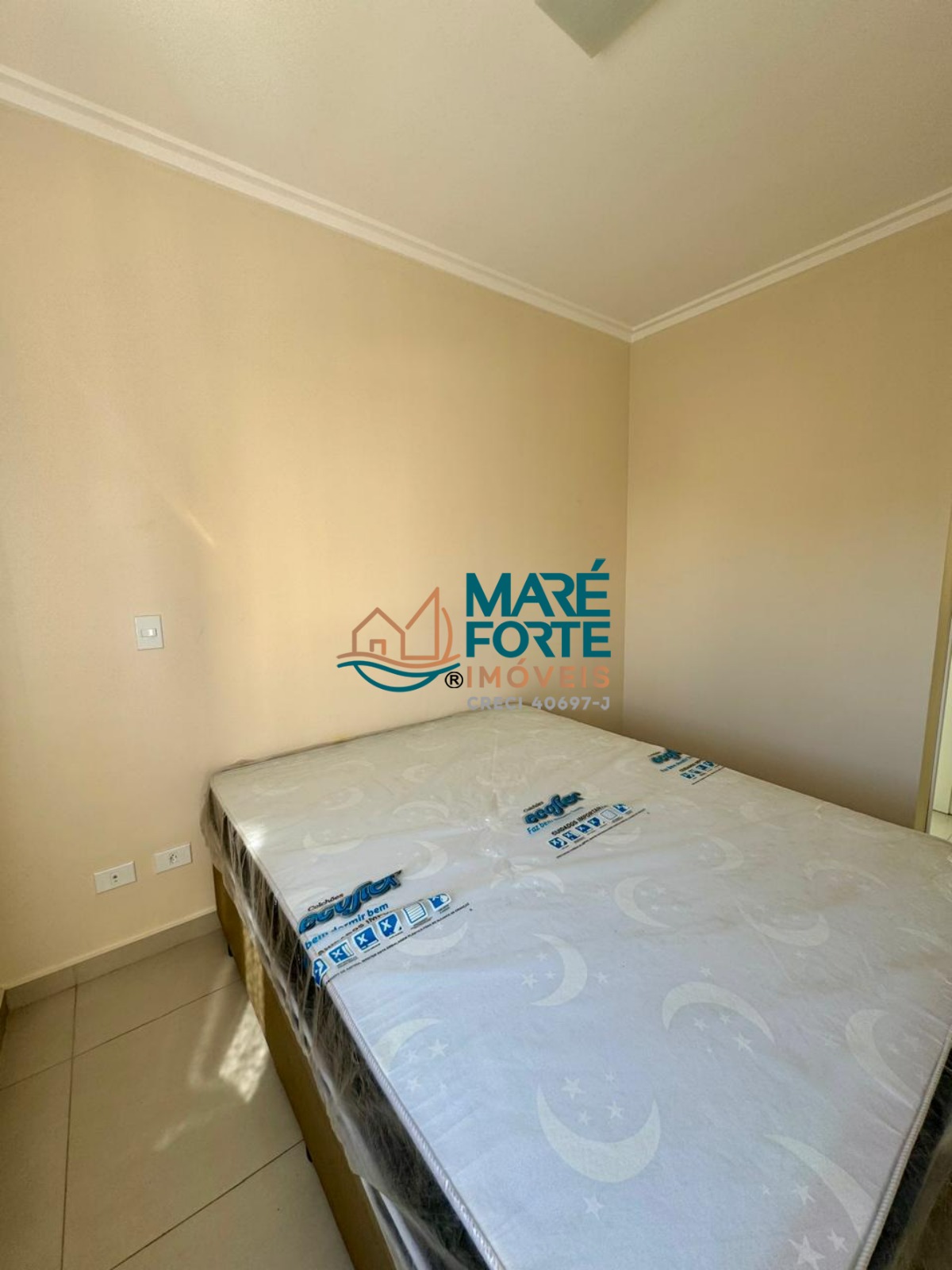 Apartamento à venda com 2 quartos, 65m² - Foto 17