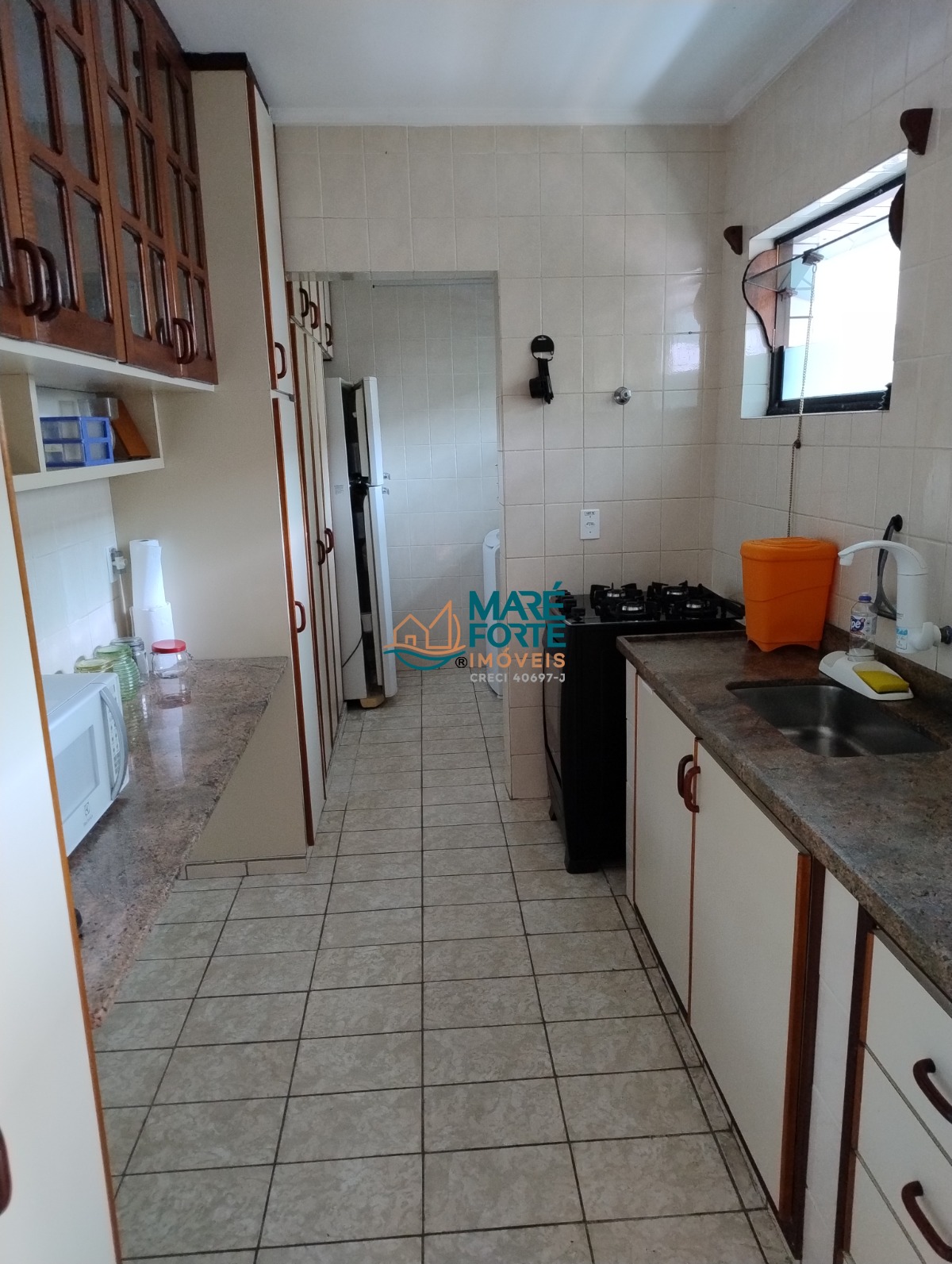 Apartamento à venda com 2 quartos, 77m² - Foto 4