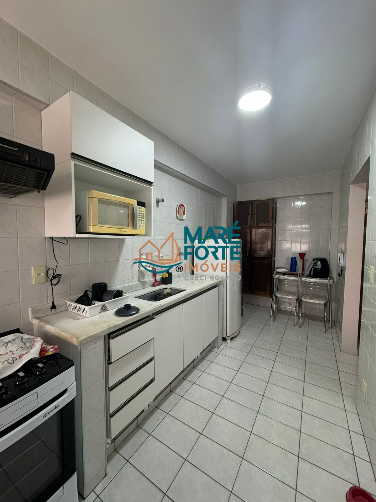 Apartamento à venda com 2 quartos, 70m² - Foto 8