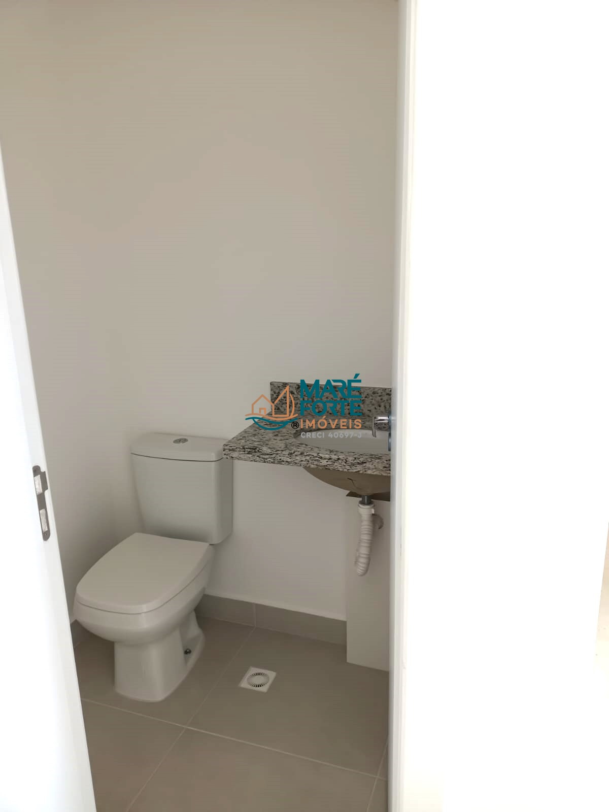 Apartamento à venda com 2 quartos, 70m² - Foto 12