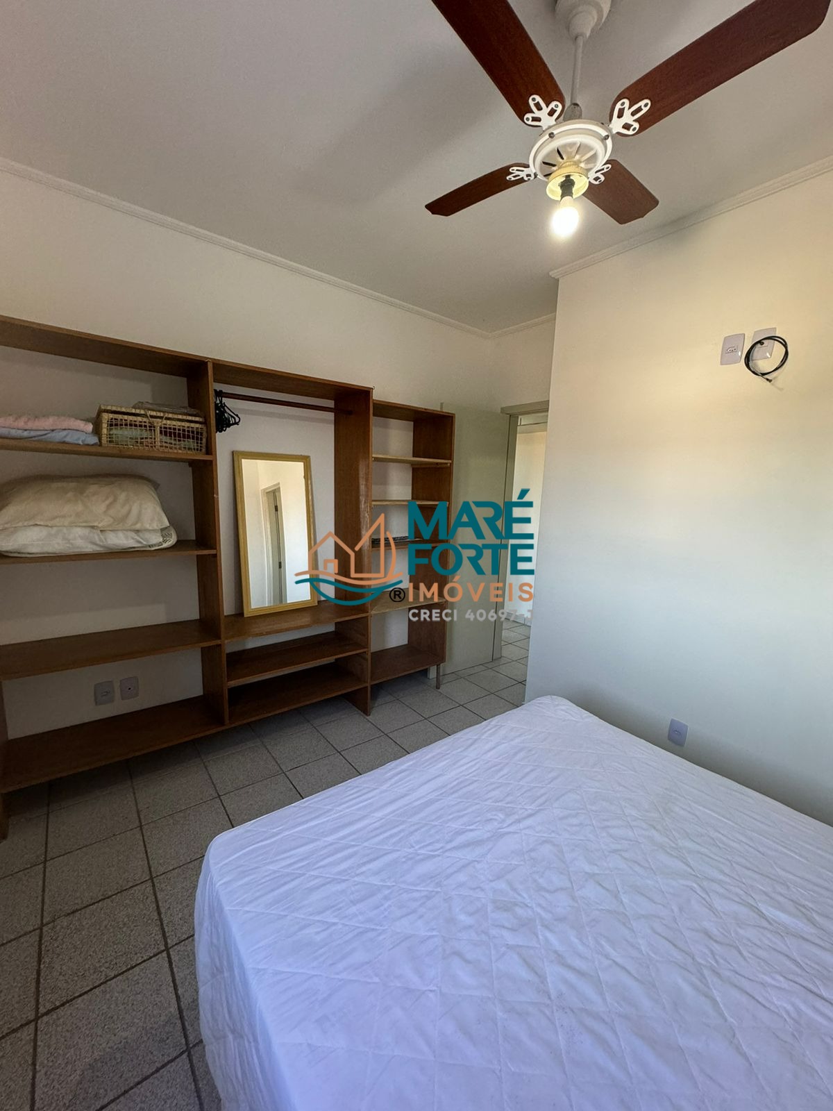 Apartamento à venda com 2 quartos, 70m² - Foto 13