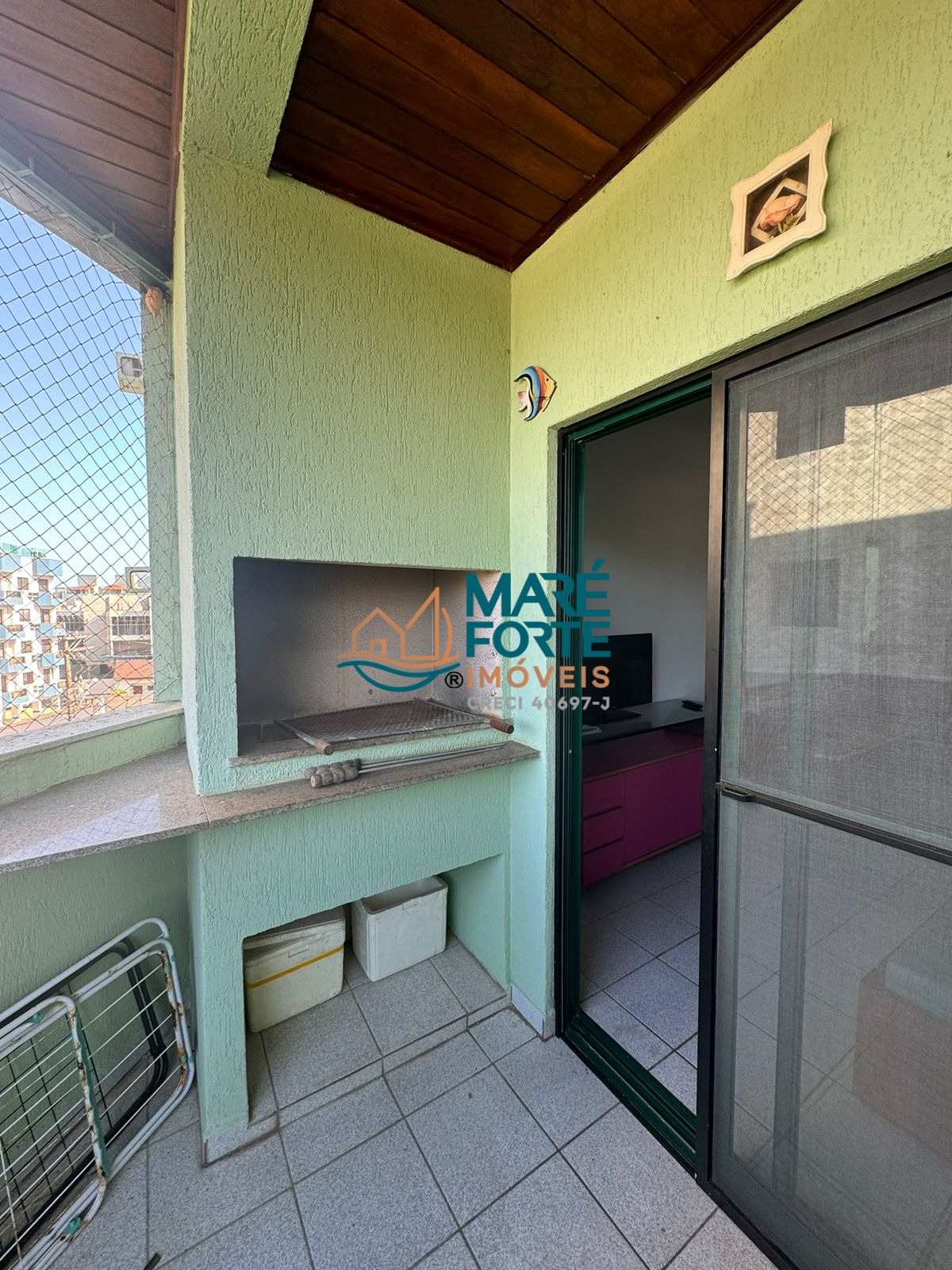 Apartamento à venda com 2 quartos, 70m² - Foto 9