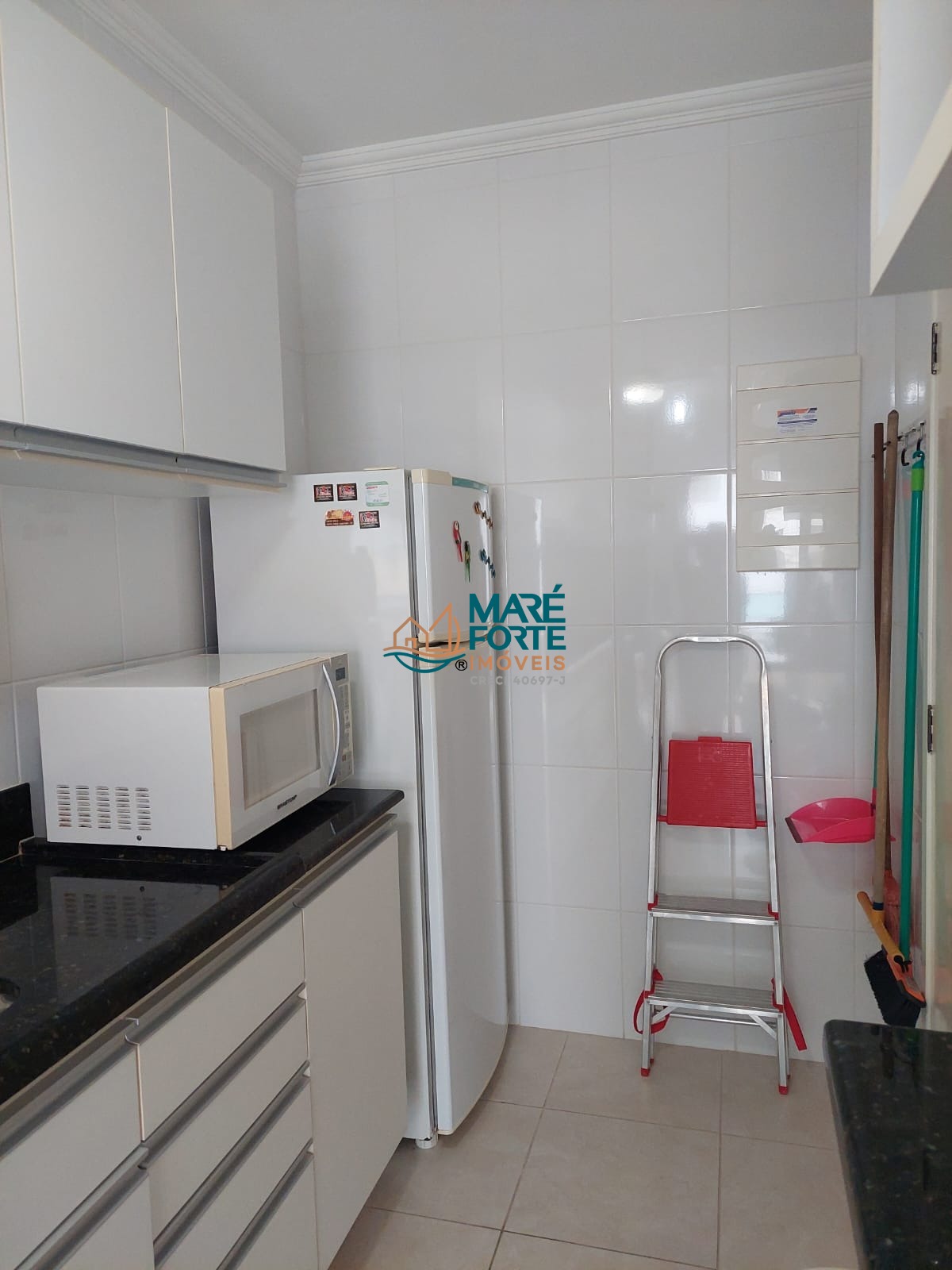 Apartamento à venda com 3 quartos, 105m² - Foto 9