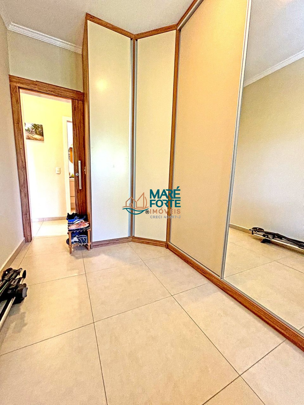 Apartamento à venda com 3 quartos, 95m² - Foto 17