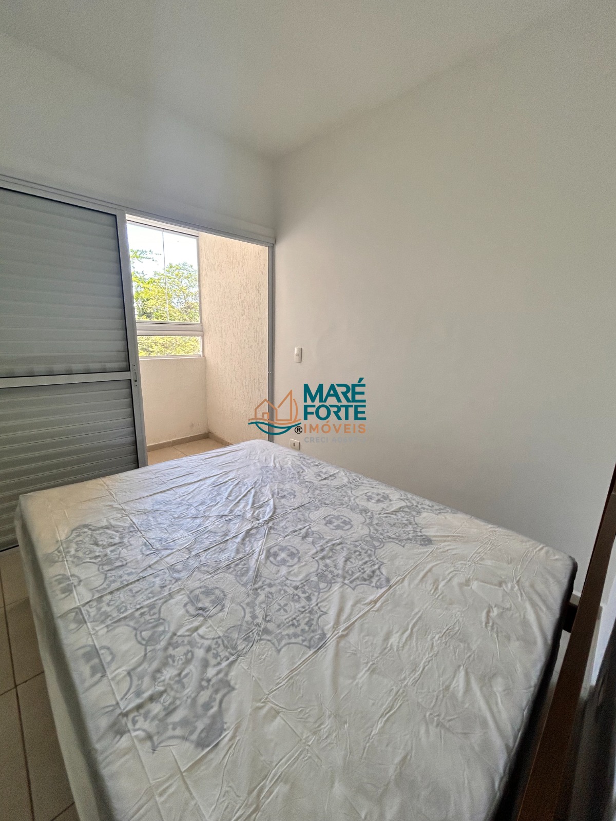 Apartamento à venda com 2 quartos, 63m² - Foto 3