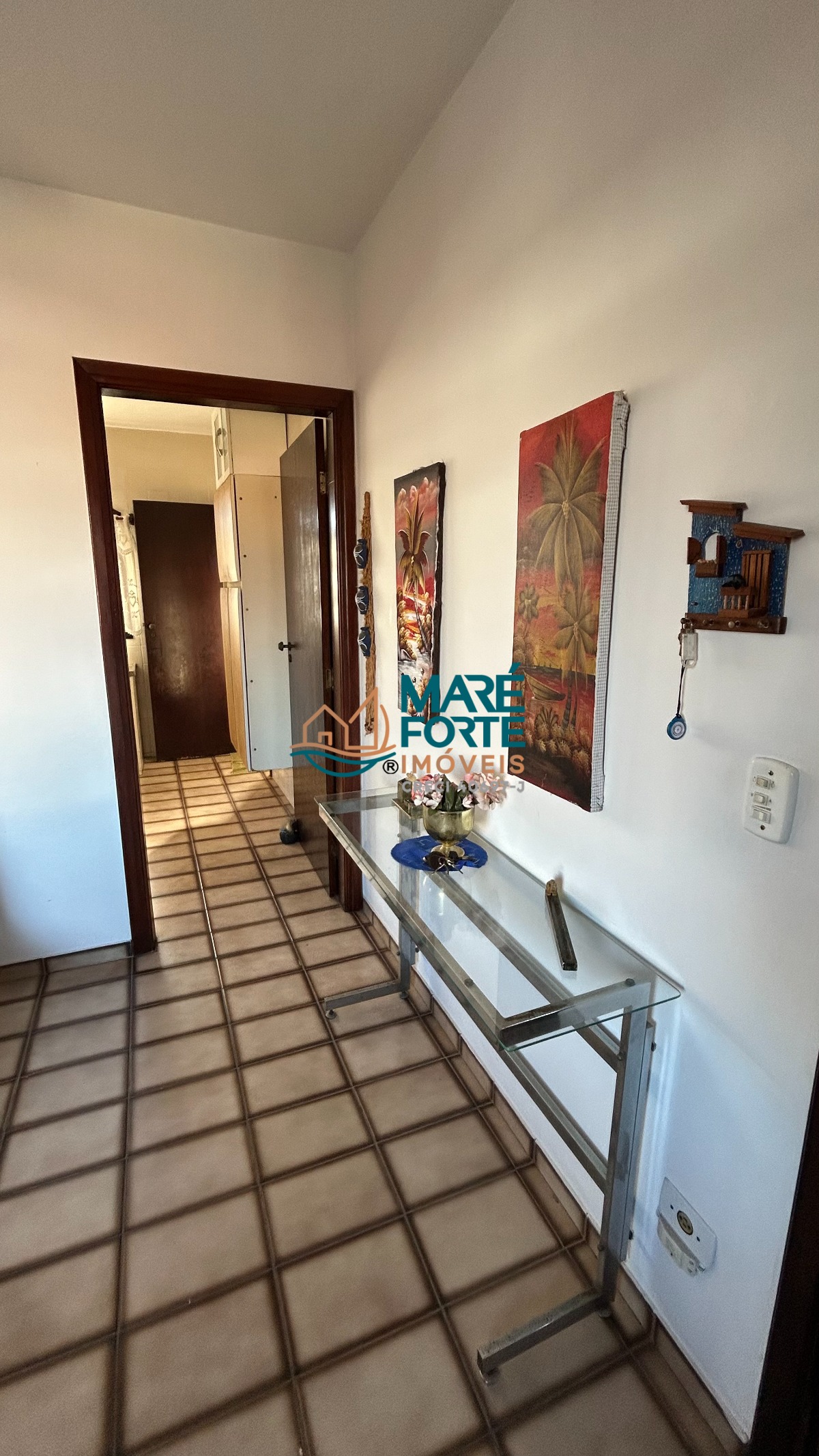 Apartamento à venda com 2 quartos, 64m² - Foto 3