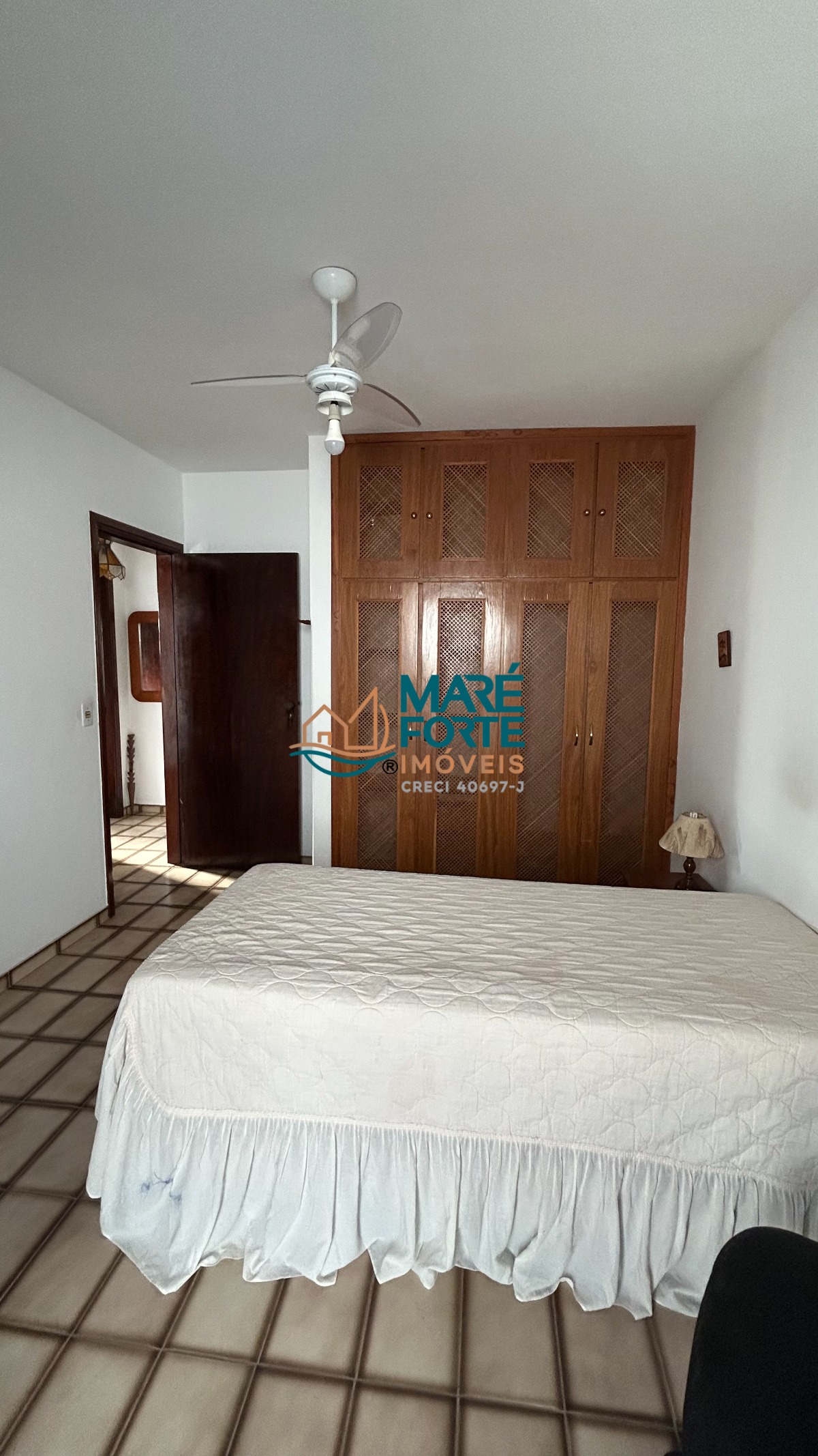 Apartamento à venda com 2 quartos, 64m² - Foto 17