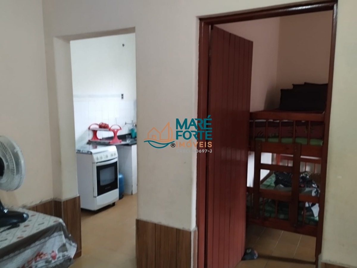 Casa à venda com 3 quartos, 50m² - Foto 12