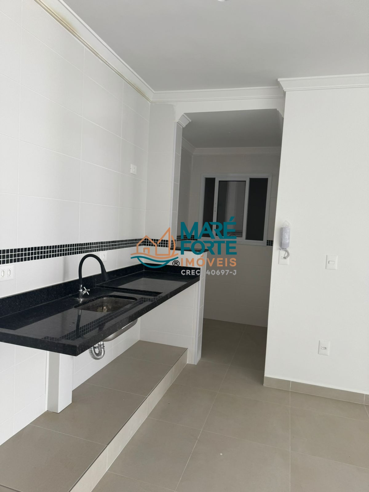 Apartamento à venda com 2 quartos, 61m² - Foto 2