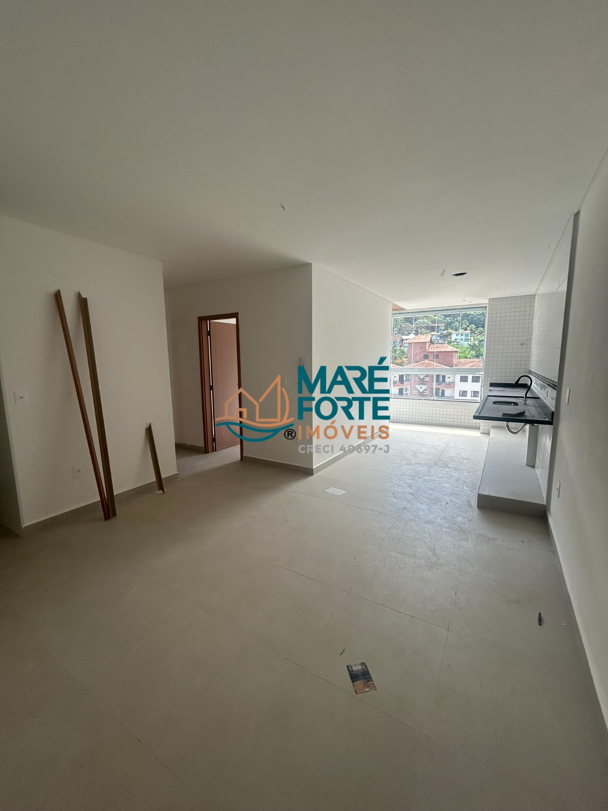 Apartamento à venda com 2 quartos, 61m² - Foto 1