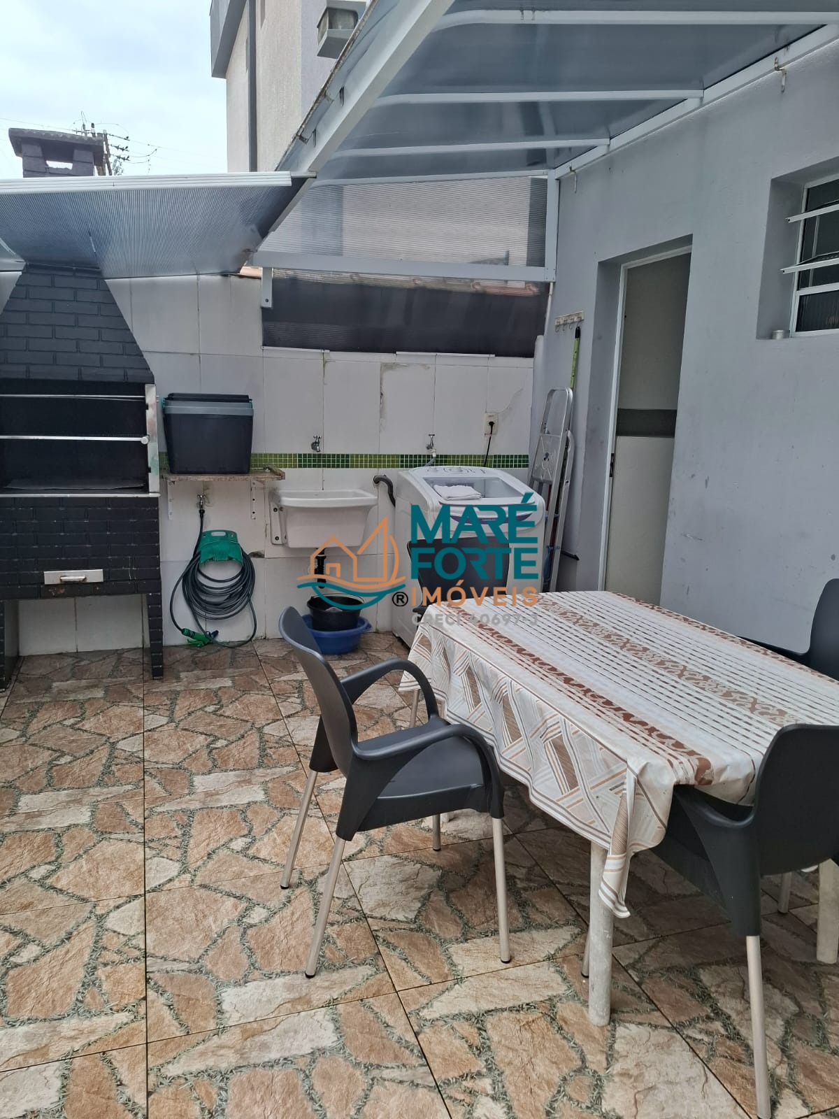 Apartamento à venda com 2 quartos, 70m² - Foto 7