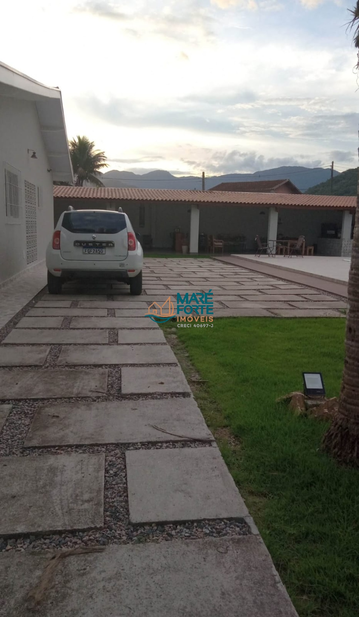 Casa à venda com 3 quartos, 300m² - Foto 23