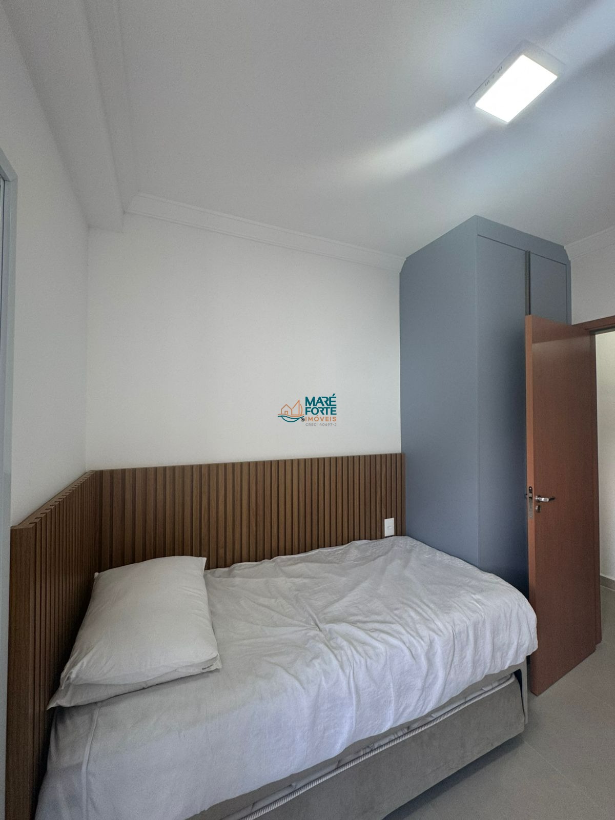 Apartamento à venda com 2 quartos, 58m² - Foto 4